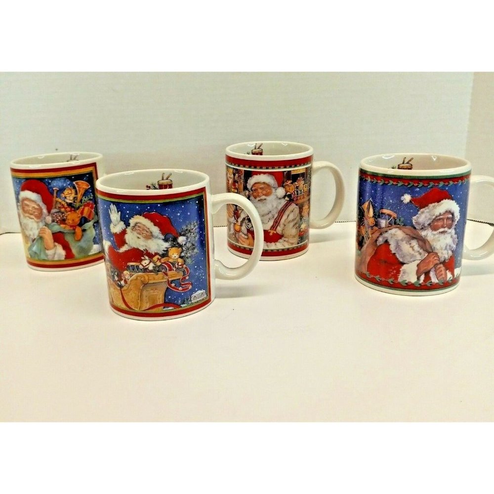Lot of 4 Santa Reindeer Mugs Vintage 1999 Betty Whiteaker 10 oz. Capacity Good